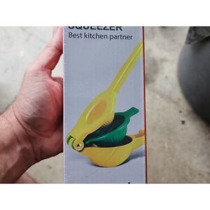 Kitexpert 2-in-1 Lemon & Lime Squeezer  Industrial Aluminum Rustproof
